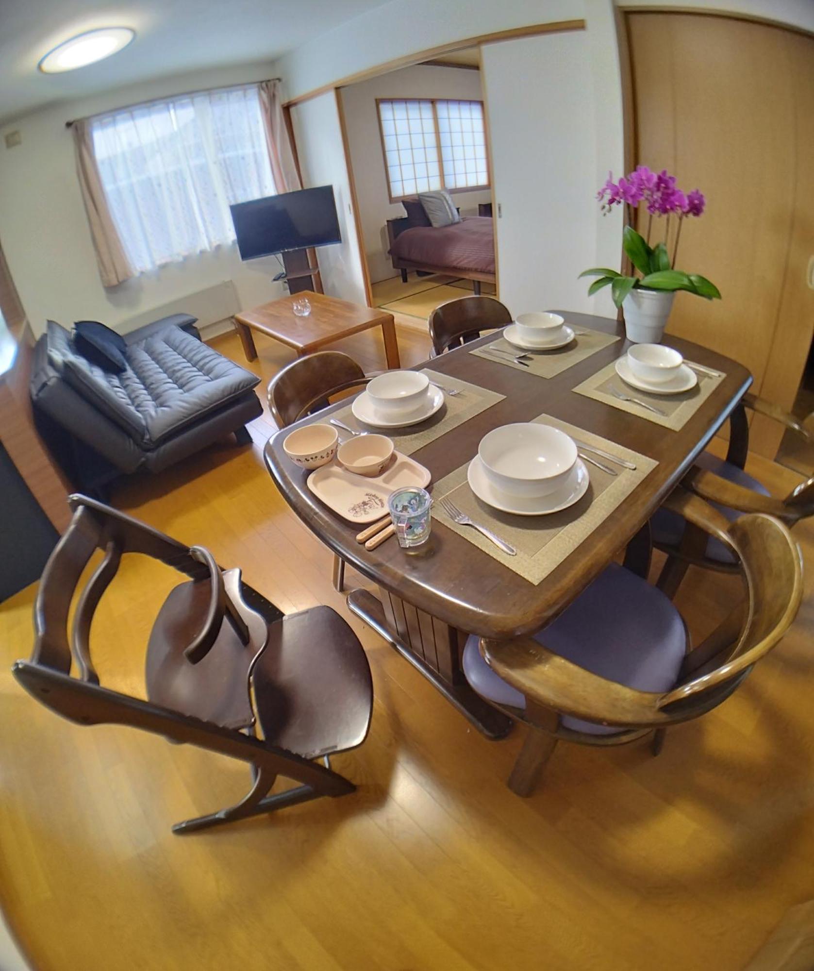 Apartment Nishimiyanosawa *