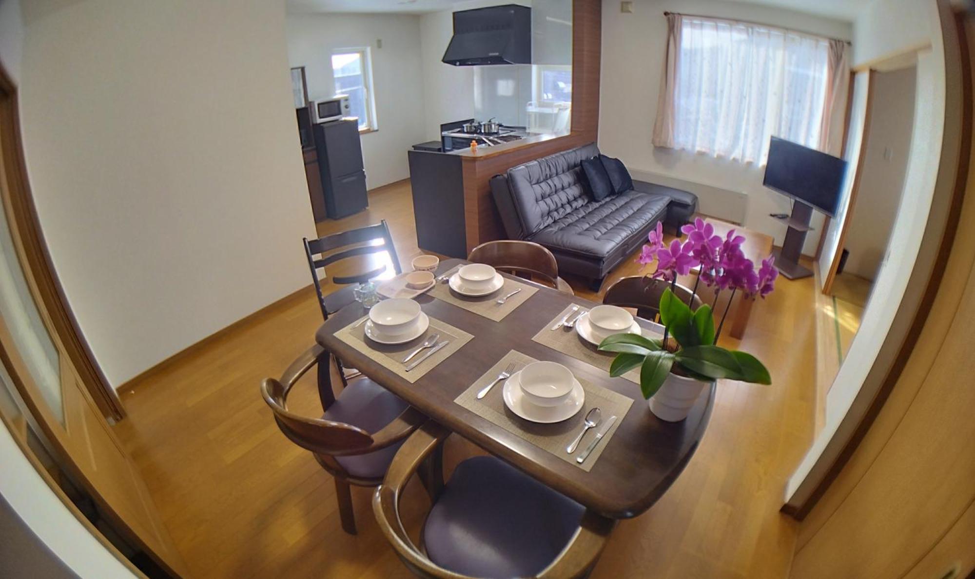 Nishimiyanosawa Apartment